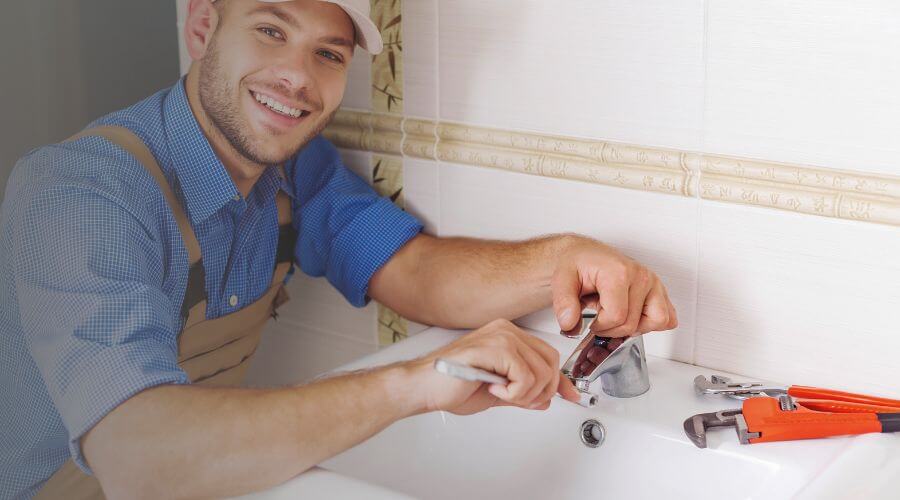 Professional emergency plumbing in New Albin, IA